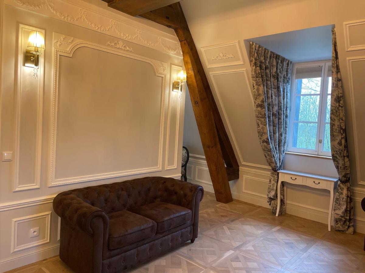 Отель Chateau Des Hauts De Provins Champcenest Экстерьер фото